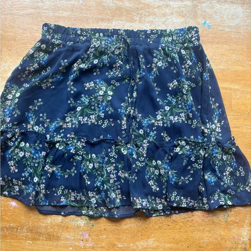 Mi Ami Floral Mini Skirt - Blue and Green Floral